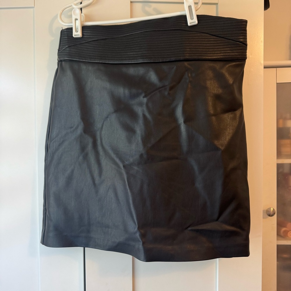 Dynamite Black Faux Leather Skirt
